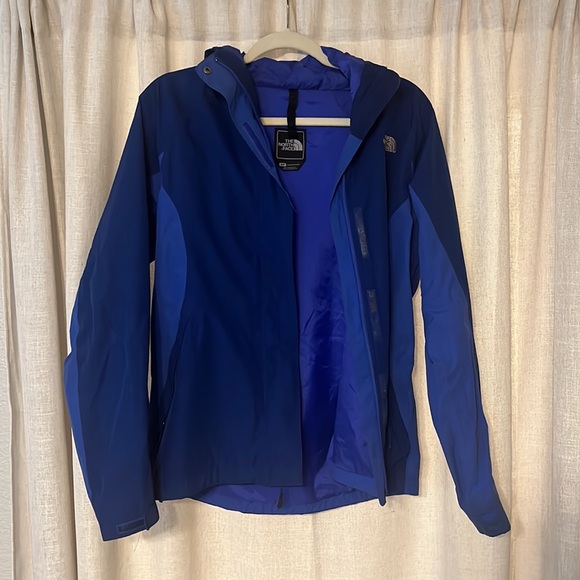 The North Face HyVent Jacket | Size S - Picture 2 of 4